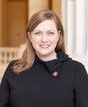 Official portrait of Lizzie Fletcher