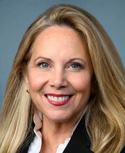 Official portrait of Laura Gillen